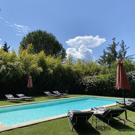 Mas La Pauline Gites De Charme & Roulotte Saint-Remy-de-Provence Bagian luar foto