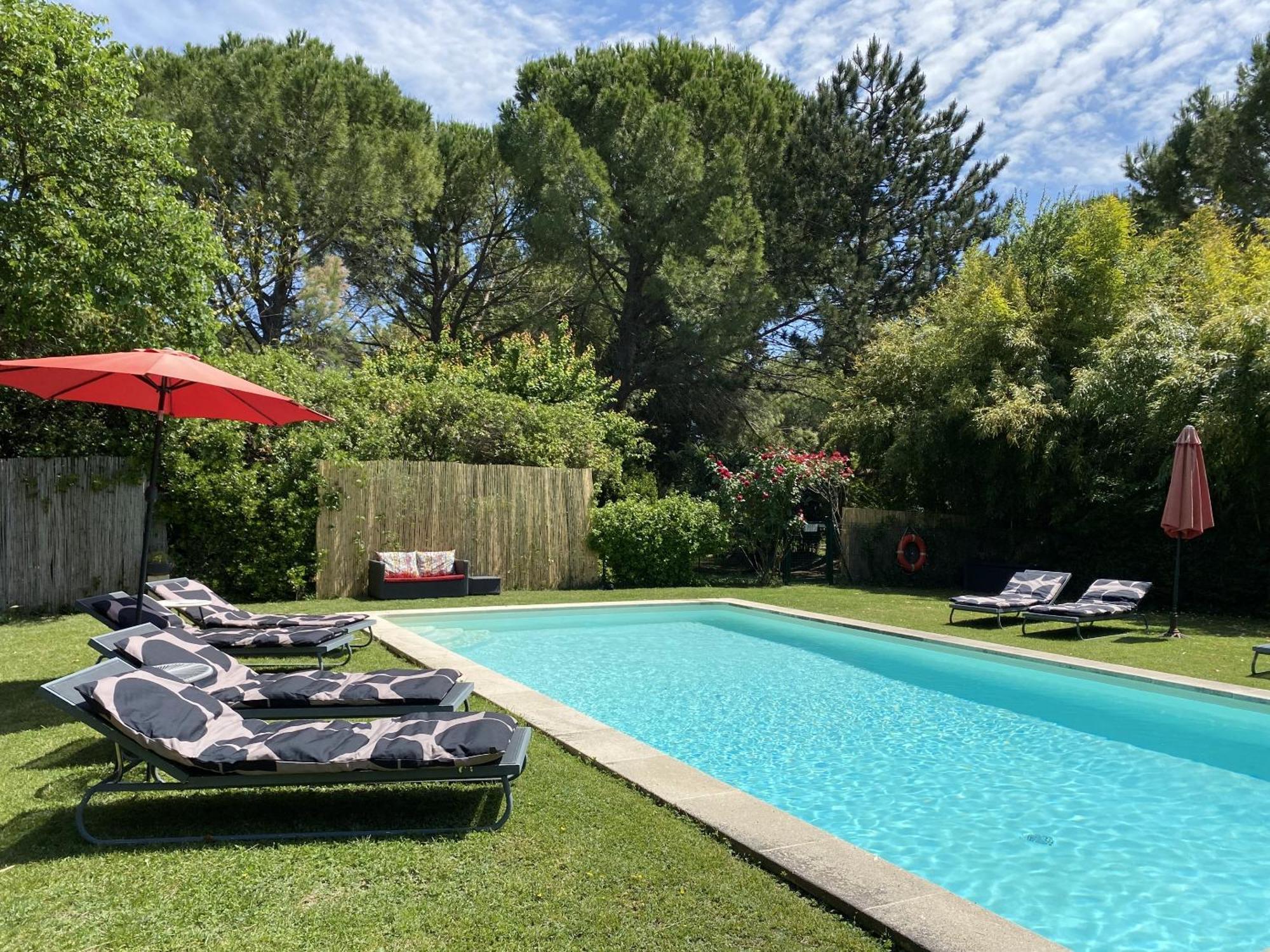 Mas La Pauline Gites De Charme & Roulotte Saint-Remy-de-Provence Bagian luar foto